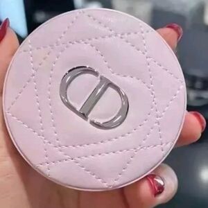Dior pink compact mirror pretty pink color brand new